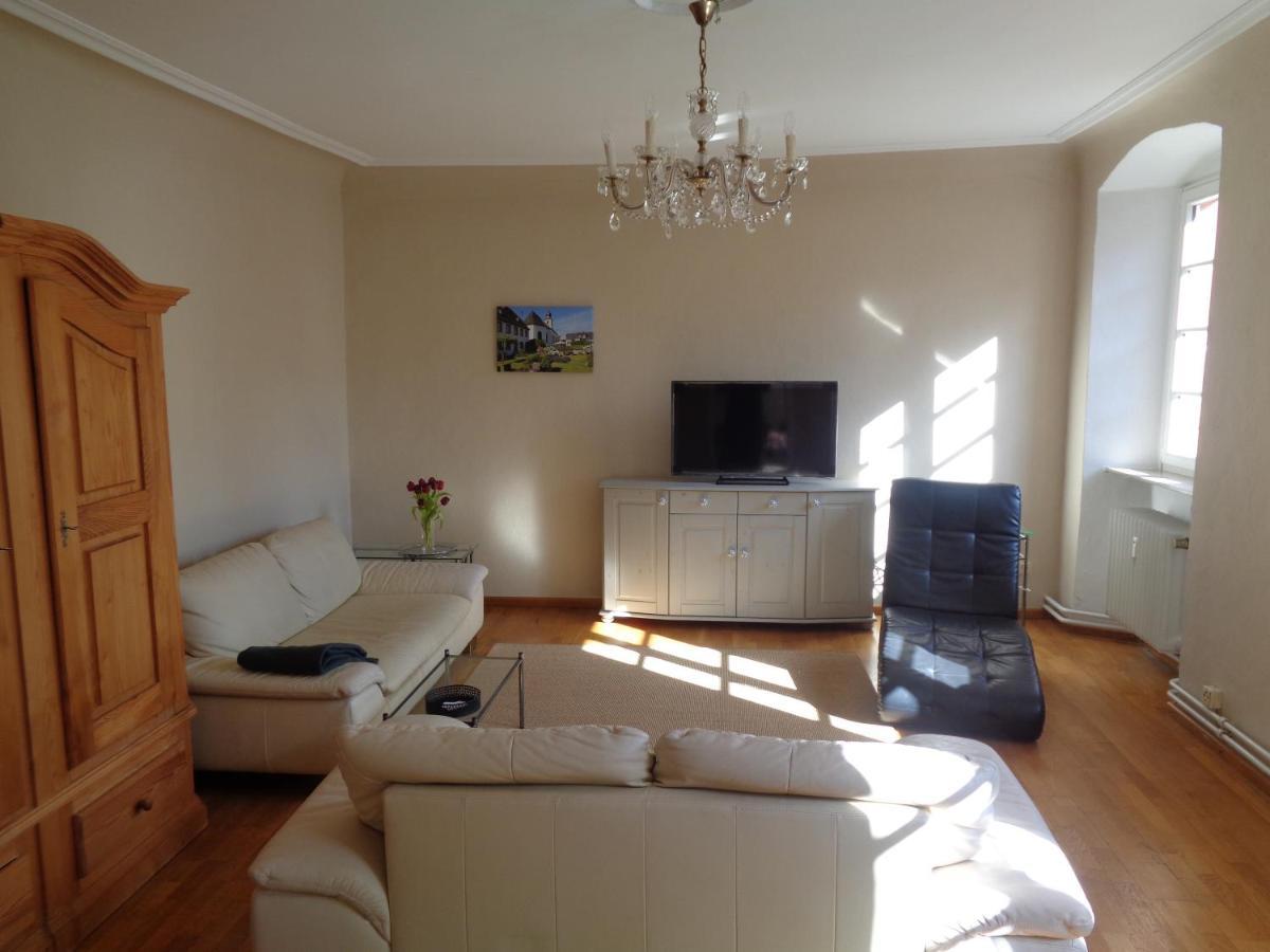 Ferienwohnung Altes Pfarrhaus Mit Flair Und Moselblick Brauneberg Exterior foto